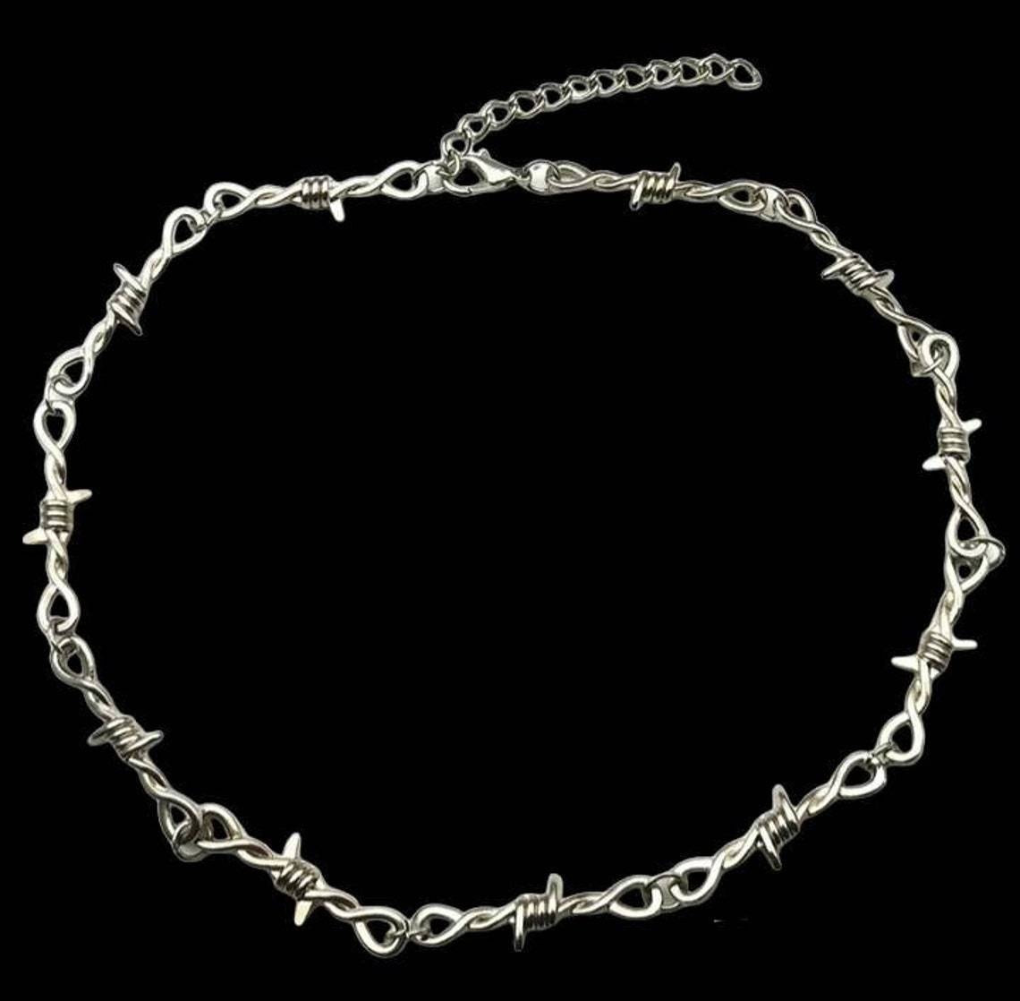Small Thorn Chain Necklace