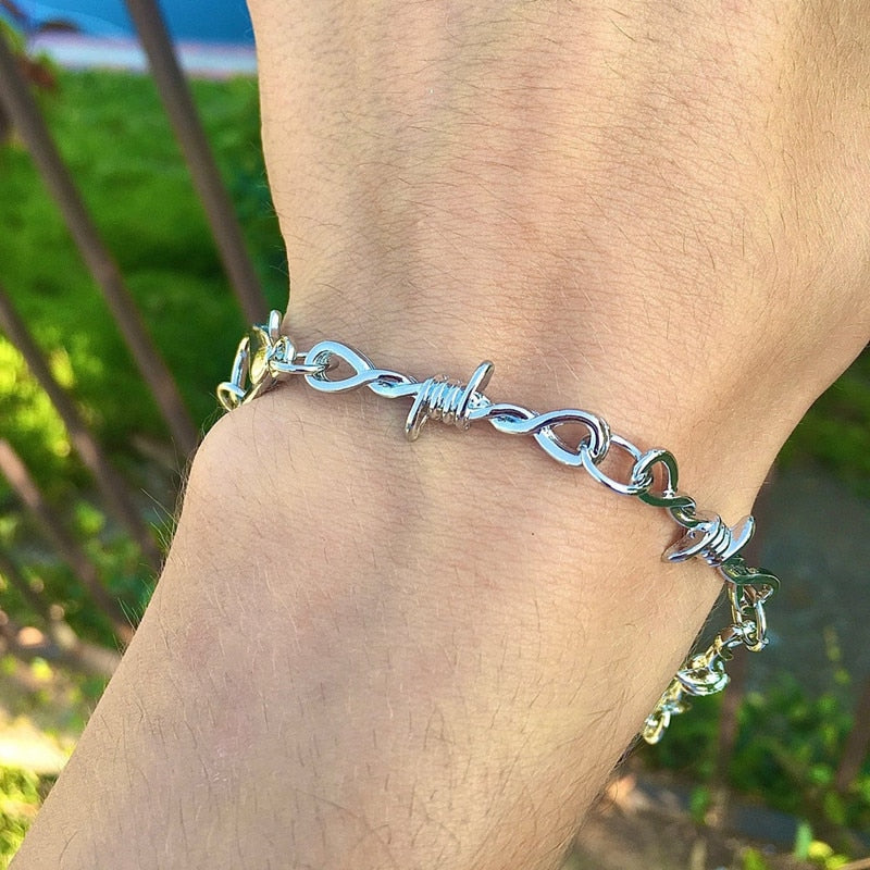 Small Thorn Chain Necklace