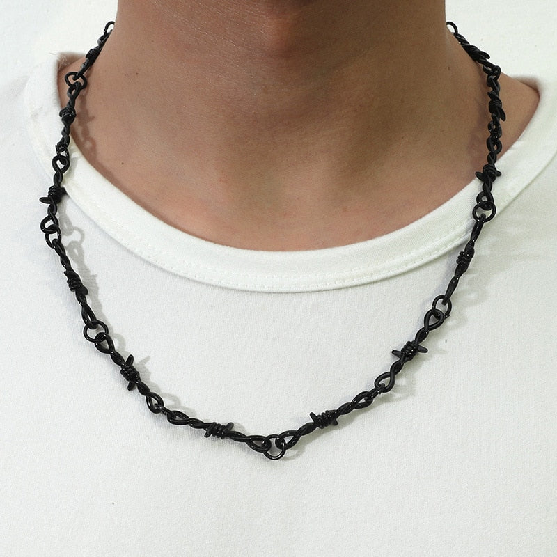 Small Thorn Chain Necklace