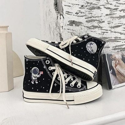 Harajuku Graffiti Print Canvas Sneakers