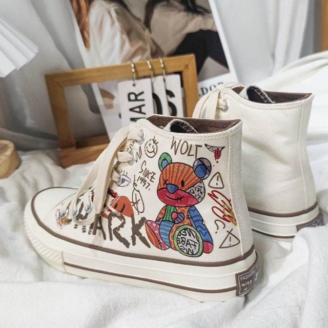 Harajuku Graffiti Print Canvas Sneakers