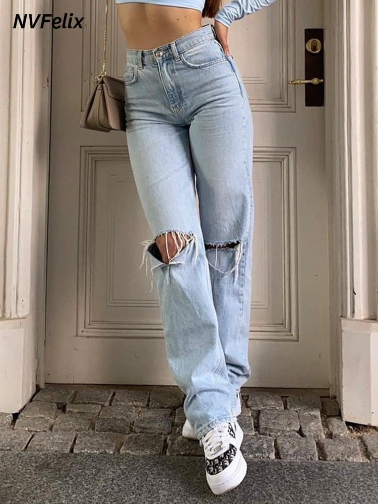 Loose Ripped Fit Jeans