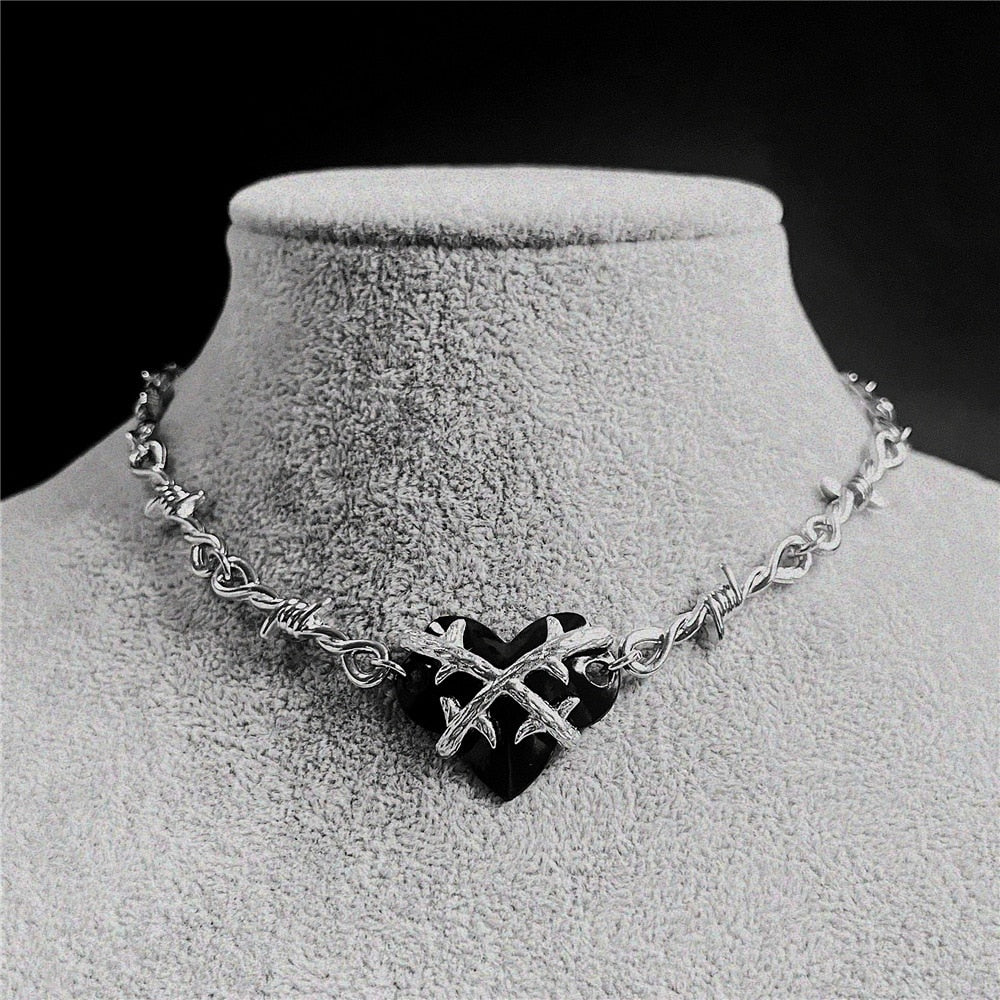 Small Thorn Chain Necklace